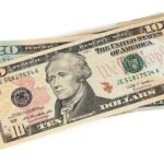 Hvad er forskellene på et almindeligt og et skræddersyet jakkesæt?